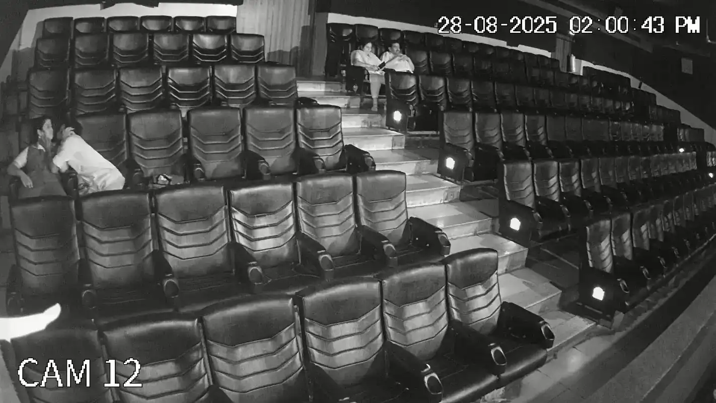 Couple Sex In cinema hall