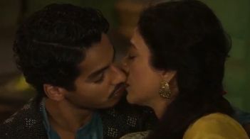 Bollywood Old Actress Tabu Kissing Scene Video
