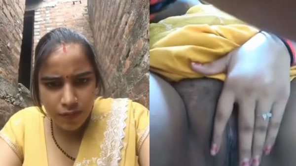 Sexy village bhabhi fingering karte huye mms video
