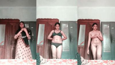 Bangladeshi cute girl nude and fingering in her pussy